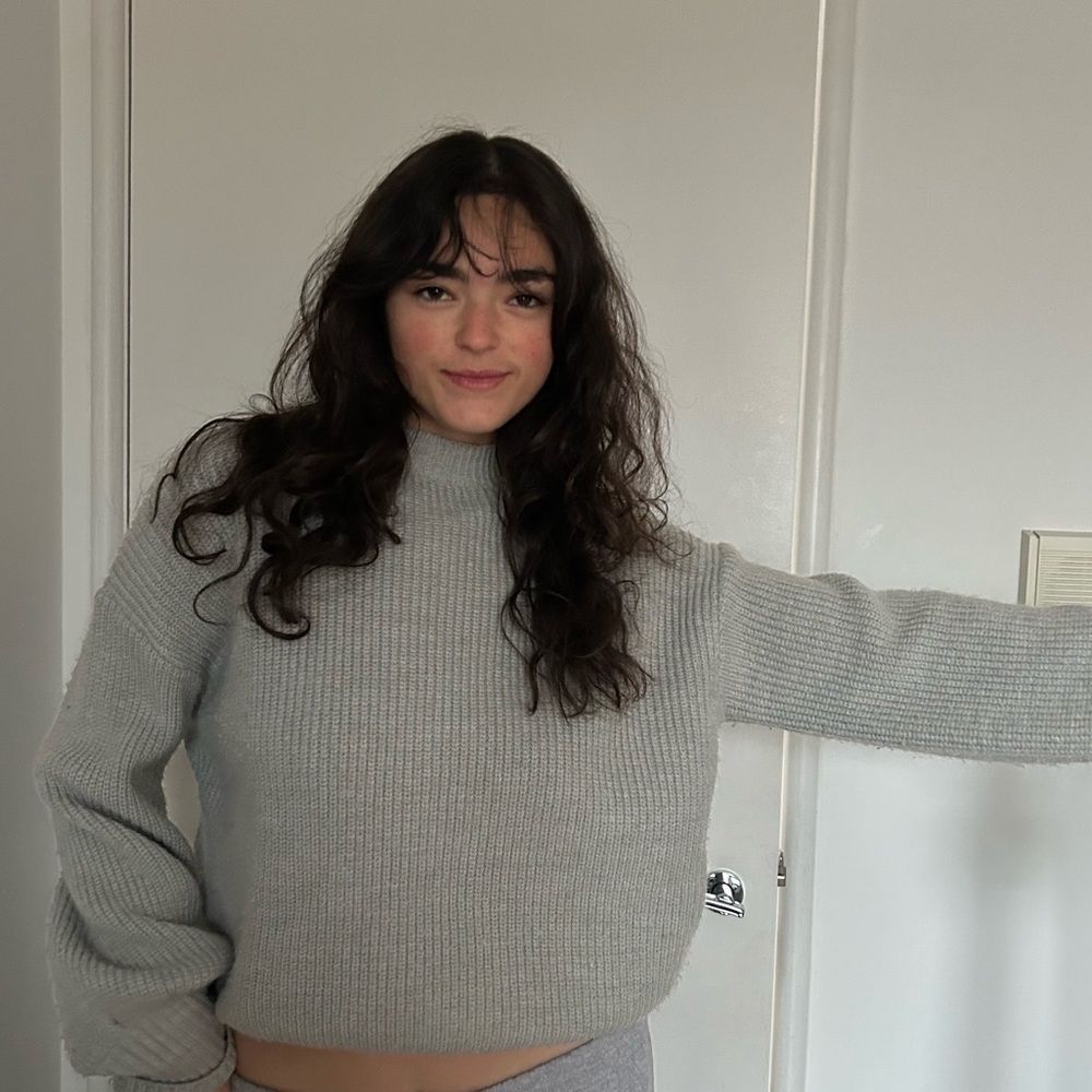 Super cozy and soft grey knit sweater